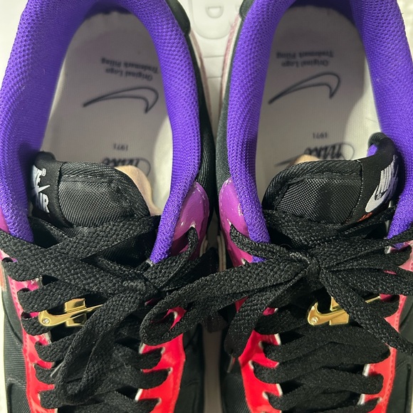 Custom Air Force 1’s. Black and color fade. Custom w/ original swoosh. 9.5 men’s - Picture 7 of 7